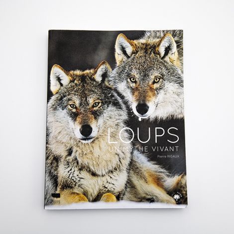 Loups , un Mythe vivant